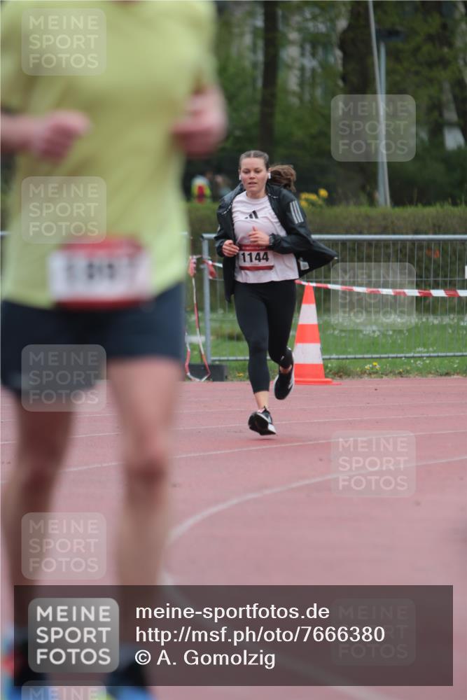 13.04.2025 - Hammer Lauf A. Gomolzig http://msf.ph/oto/7666380 13.04.2025 12:40:37 Ziel 236, 379, 1144, 1897 meine-sportfotos.de