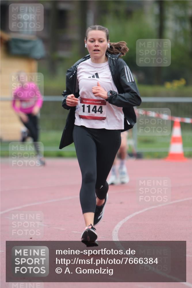 13.04.2025 - Hammer Lauf A. Gomolzig http://msf.ph/oto/7666384 13.04.2025 12:40:41 Ziel 379, 495, 1027, 1135, 1144, 1954 meine-sportfotos.de