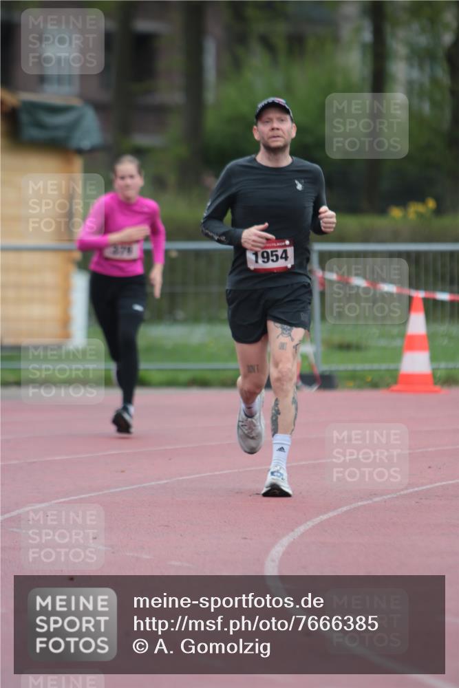 13.04.2025 - Hammer Lauf A. Gomolzig http://msf.ph/oto/7666385 13.04.2025 12:40:43 Ziel 379, 495, 1027, 1135, 1144, 1875, 1954 meine-sportfotos.de