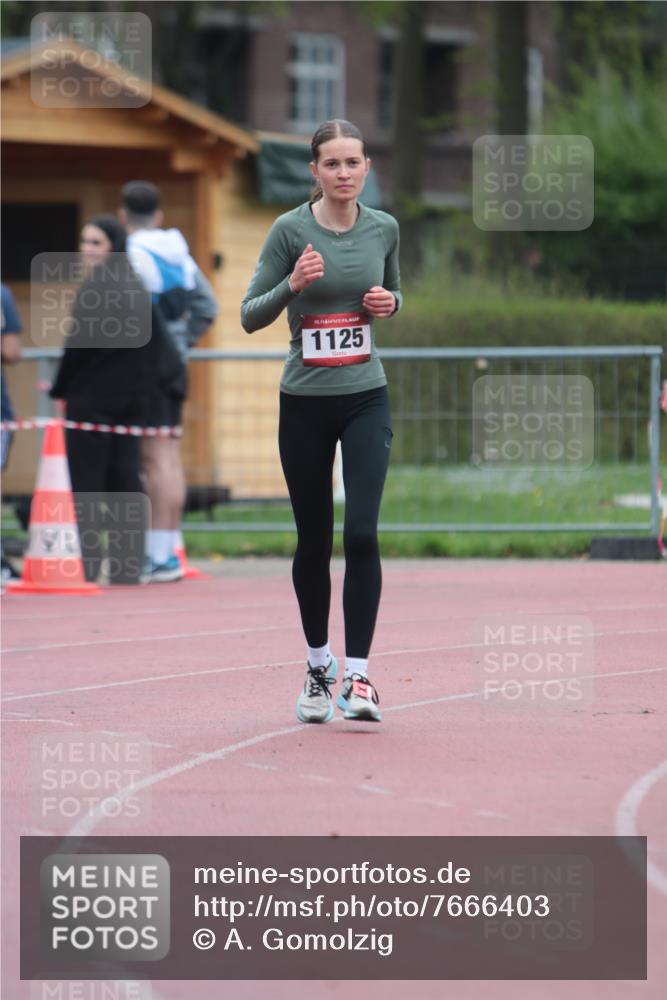 13.04.2025 - Hammer Lauf A. Gomolzig http://msf.ph/oto/7666403 13.04.2025 12:41:01 Ziel 1125 meine-sportfotos.de