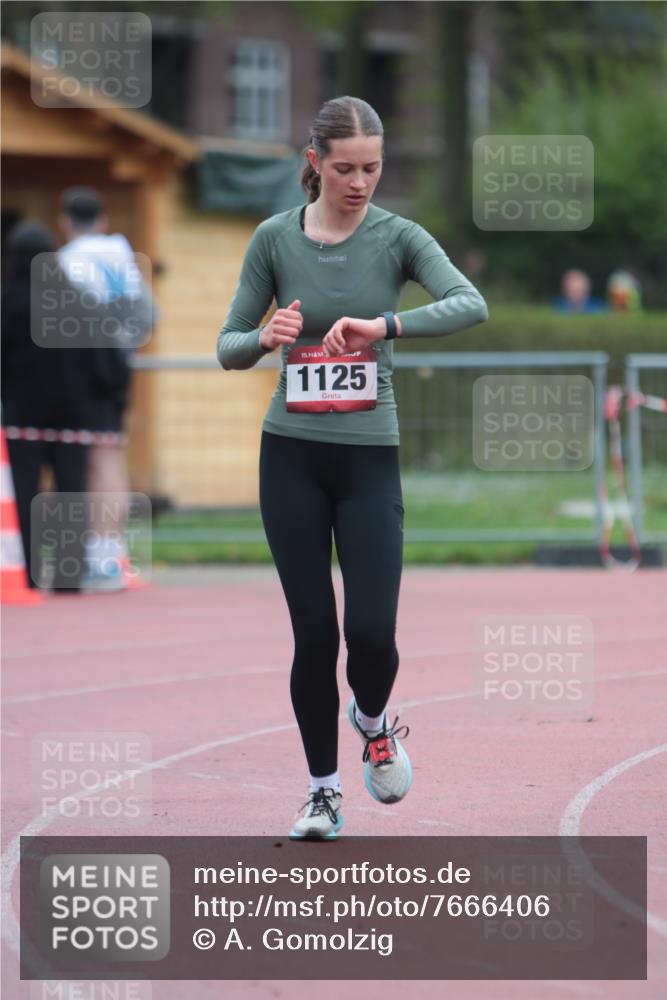 13.04.2025 - Hammer Lauf A. Gomolzig http://msf.ph/oto/7666406 13.04.2025 12:41:04 Ziel 1125 meine-sportfotos.de