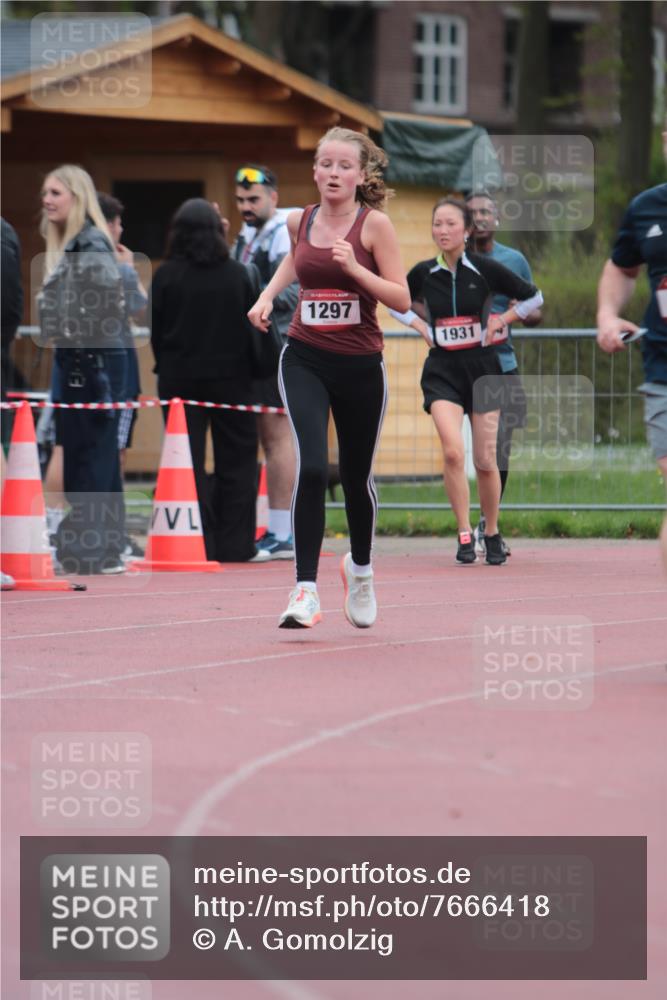 13.04.2025 - Hammer Lauf A. Gomolzig http://msf.ph/oto/7666418 13.04.2025 12:41:17 Ziel 309, 683, 1297, 1766 meine-sportfotos.de