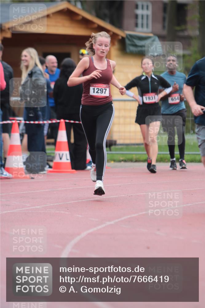 13.04.2025 - Hammer Lauf A. Gomolzig http://msf.ph/oto/7666419 13.04.2025 12:41:17 Ziel 309, 683, 1297, 1766 meine-sportfotos.de