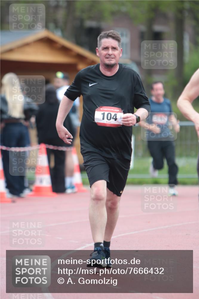 13.04.2025 - Hammer Lauf A. Gomolzig http://msf.ph/oto/7666432 13.04.2025 12:41:26 Ziel 104, 164, 654, 683, 1614, 1766, 1793, 1931 meine-sportfotos.de