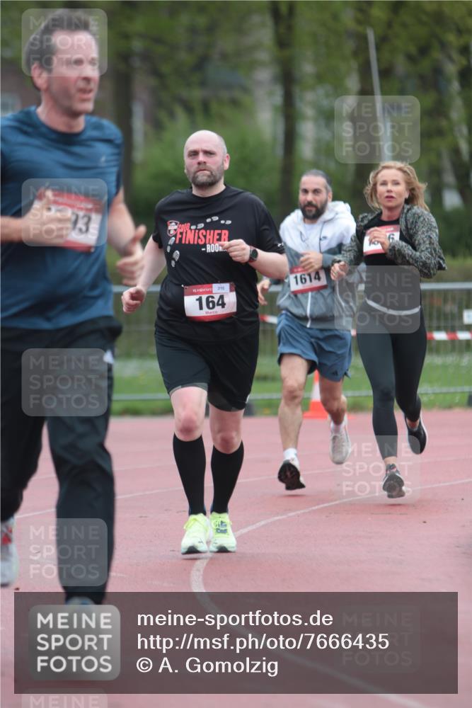 13.04.2025 - Hammer Lauf A. Gomolzig http://msf.ph/oto/7666435 13.04.2025 12:41:32 Ziel 164, 622, 690, 1614, 1793, 1996 meine-sportfotos.de