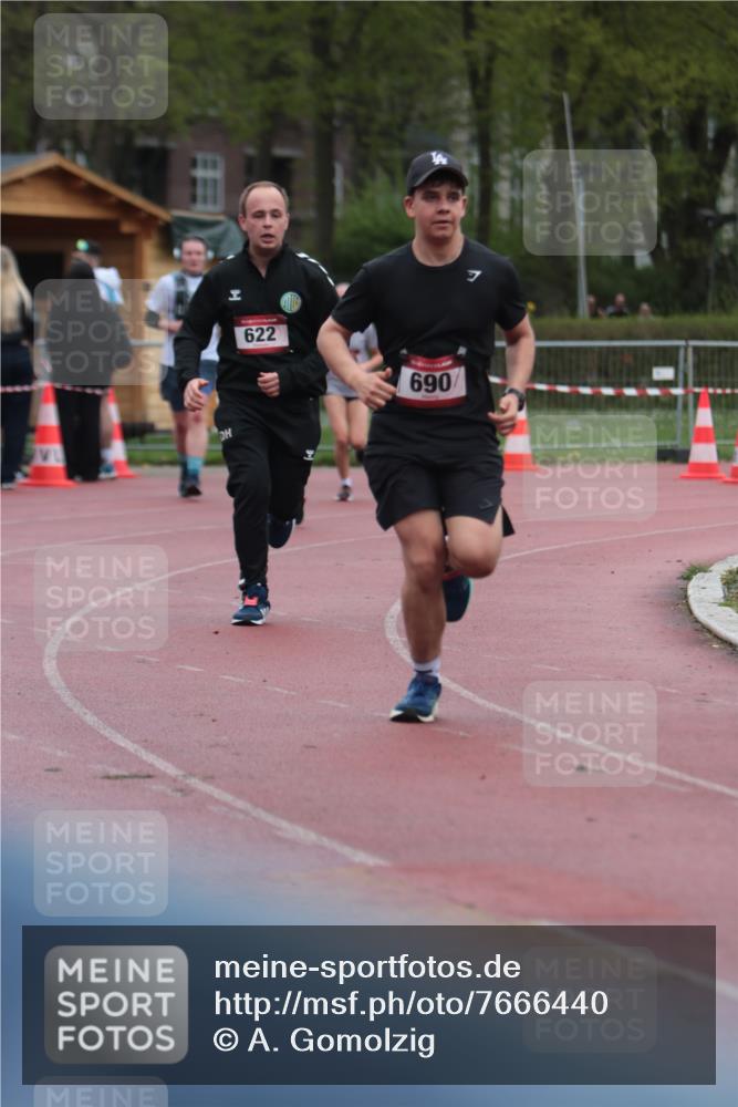 13.04.2025 - Hammer Lauf A. Gomolzig http://msf.ph/oto/7666440 13.04.2025 12:41:40 Ziel 557, 622, 690, 1458, 1741, 1939 meine-sportfotos.de