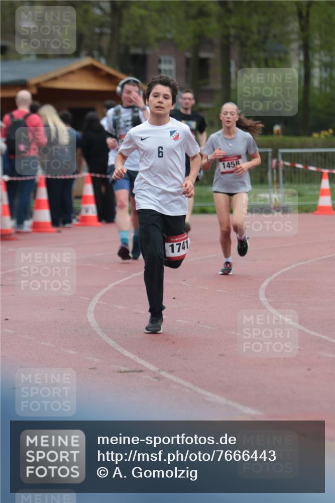 13.04.2025 - Hammer Lauf A. Gomolzig http://msf.ph/oto/7666443 13.04.2025 12:41:44 Ziel 557, 1123, 1458, 1741, 1939 meine-sportfotos.de