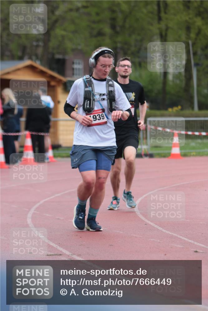 13.04.2025 - Hammer Lauf A. Gomolzig http://msf.ph/oto/7666449 13.04.2025 12:41:47 Ziel 2, 557, 1123, 1458, 1939 meine-sportfotos.de