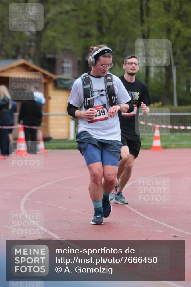 13.04.2025 - Hammer Lauf A. Gomolzig http://msf.ph/oto/7666450 13.04.2025 12:41:48 Ziel 2, 557, 1123, 1598, 1939 meine-sportfotos.de