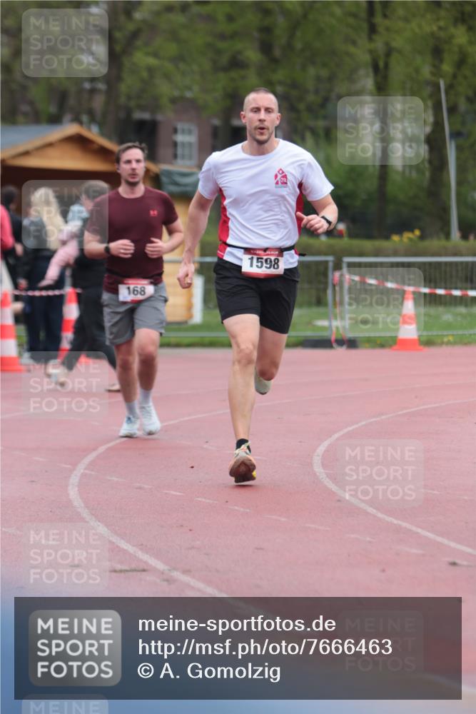 13.04.2025 - Hammer Lauf A. Gomolzig http://msf.ph/oto/7666463 13.04.2025 12:41:58 Ziel 168, 1092, 1597, 1598 meine-sportfotos.de