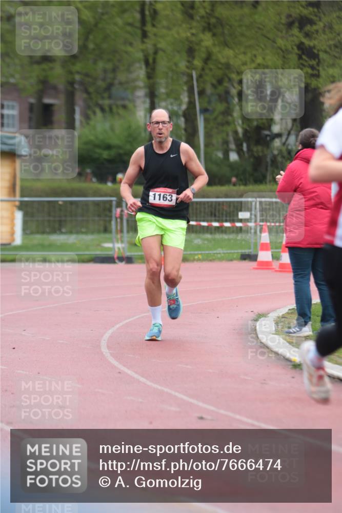 13.04.2025 - Hammer Lauf A. Gomolzig http://msf.ph/oto/7666474 13.04.2025 12:42:07 Ziel 1163, 1597, 1800 meine-sportfotos.de
