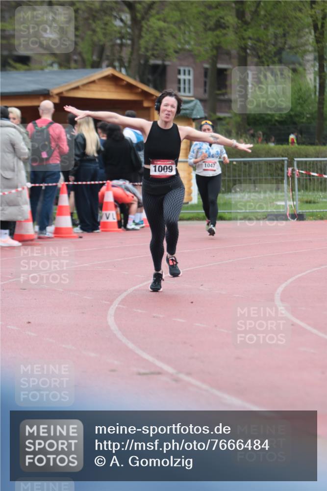 13.04.2025 - Hammer Lauf A. Gomolzig http://msf.ph/oto/7666484 13.04.2025 12:42:21 Ziel 1009, 1047 meine-sportfotos.de