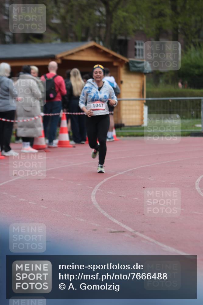 13.04.2025 - Hammer Lauf A. Gomolzig http://msf.ph/oto/7666488 13.04.2025 12:42:25 Ziel 1047 meine-sportfotos.de