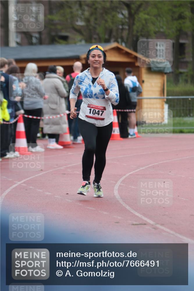 13.04.2025 - Hammer Lauf A. Gomolzig http://msf.ph/oto/7666491 13.04.2025 12:42:27 Ziel 293, 1047, 1953 meine-sportfotos.de
