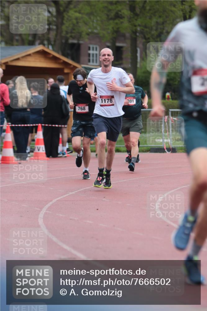 13.04.2025 - Hammer Lauf A. Gomolzig http://msf.ph/oto/7666502 13.04.2025 12:42:37 Ziel 188, 293, 528, 638, 768, 875, 1176, 1248, 1301, 1354 meine-sportfotos.de