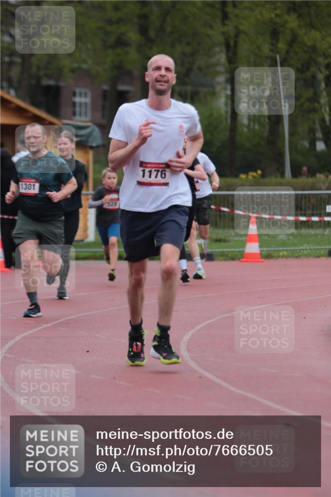 13.04.2025 - Hammer Lauf A. Gomolzig http://msf.ph/oto/7666505 13.04.2025 12:42:39 Ziel 188, 307, 528, 638, 768, 875, 1176, 1248, 1301, 1354, 1804 meine-sportfotos.de