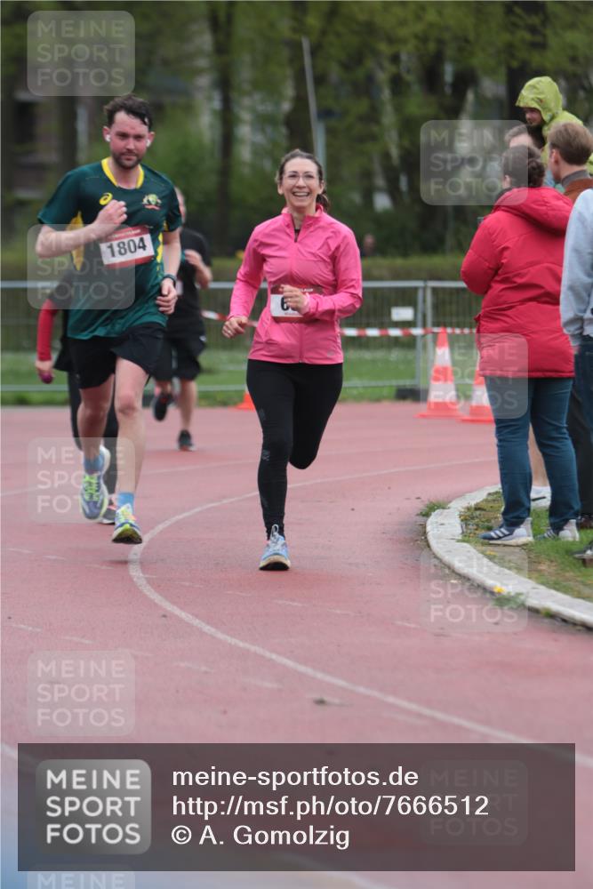 13.04.2025 - Hammer Lauf A. Gomolzig http://msf.ph/oto/7666512 13.04.2025 12:42:45 Ziel 307, 638, 875, 1078, 1791, 1804 meine-sportfotos.de