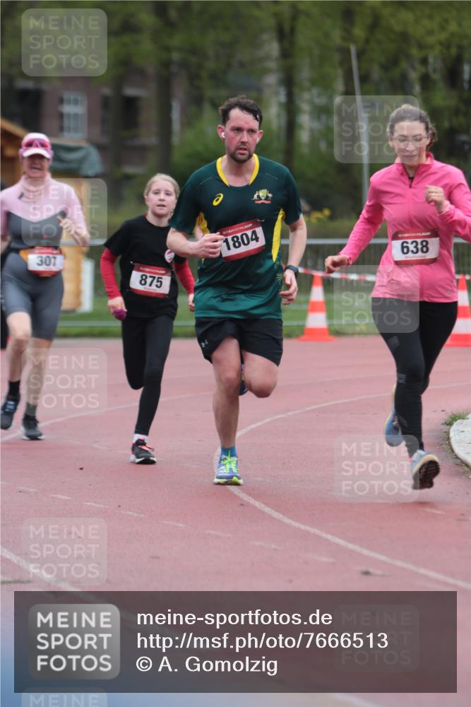 13.04.2025 - Hammer Lauf A. Gomolzig http://msf.ph/oto/7666513 13.04.2025 12:42:46 Ziel 307, 476, 638, 875, 1078, 1791, 1804 meine-sportfotos.de
