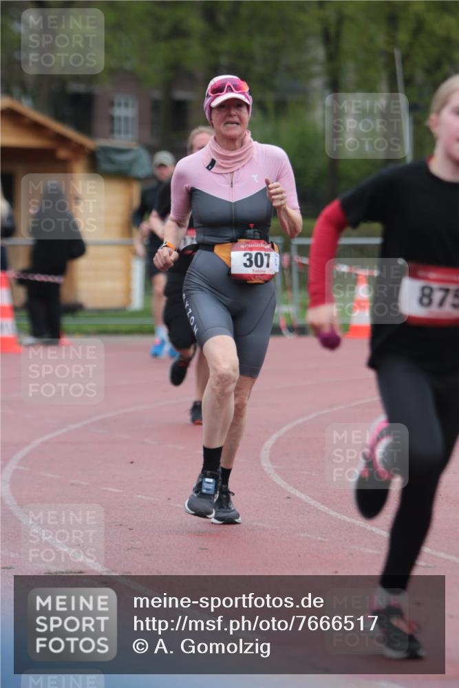13.04.2025 - Hammer Lauf A. Gomolzig http://msf.ph/oto/7666517 13.04.2025 12:42:48 Ziel 307, 476, 1078, 1791, 1804 meine-sportfotos.de