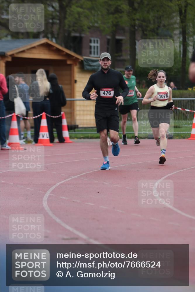 13.04.2025 - Hammer Lauf A. Gomolzig http://msf.ph/oto/7666524 13.04.2025 12:42:51 Ziel 17, 476, 540, 1078, 1791 meine-sportfotos.de