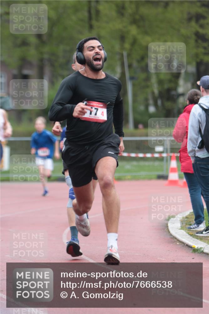 13.04.2025 - Hammer Lauf A. Gomolzig http://msf.ph/oto/7666538 13.04.2025 12:43:01 Ziel 203, 916, 1122, 1146, 1207, 1369, 1459, 1984 meine-sportfotos.de