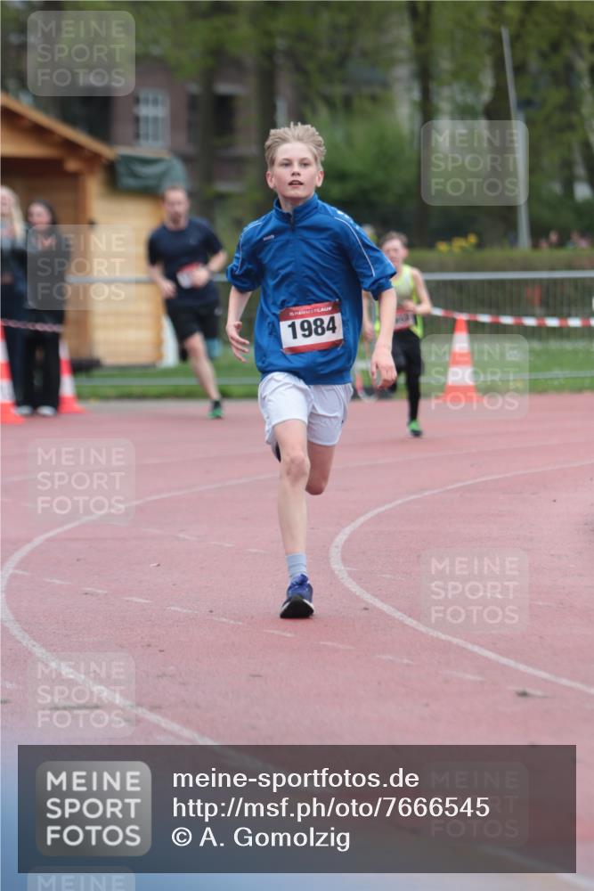 13.04.2025 - Hammer Lauf A. Gomolzig http://msf.ph/oto/7666545 13.04.2025 12:43:04 Ziel 203, 1122, 1146, 1459, 1984 meine-sportfotos.de
