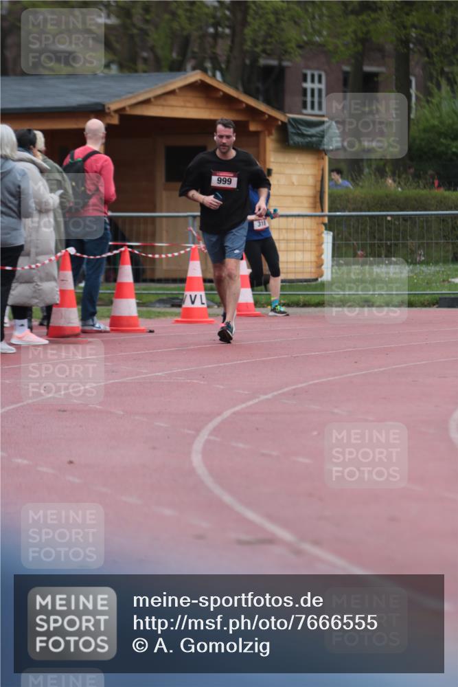 13.04.2025 - Hammer Lauf A. Gomolzig http://msf.ph/oto/7666555 13.04.2025 12:43:16 Ziel 318, 1997 meine-sportfotos.de