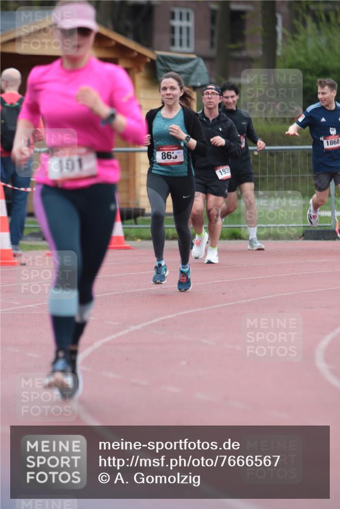 13.04.2025 - Hammer Lauf A. Gomolzig http://msf.ph/oto/7666567 13.04.2025 12:43:28 Ziel 101, 863, 958, 1551, 1611, 1847, 1868, 1883, 1935, 1995 meine-sportfotos.de