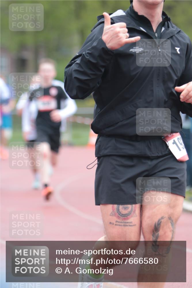 13.04.2025 - Hammer Lauf A. Gomolzig http://msf.ph/oto/7666580 13.04.2025 12:43:37 Ziel 958, 1272, 1551, 1576, 1578, 1611, 1612, 1613, 1847, 1866, 1935 meine-sportfotos.de