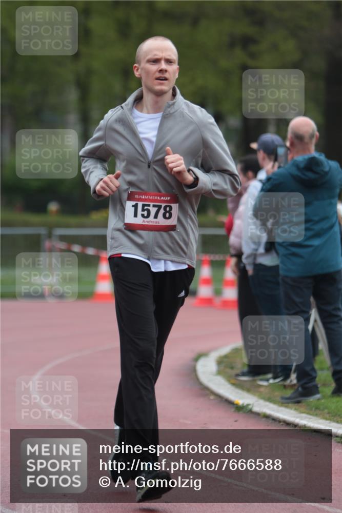 13.04.2025 - Hammer Lauf A. Gomolzig http://msf.ph/oto/7666588 13.04.2025 12:43:42 Ziel 484, 1565, 1578 meine-sportfotos.de