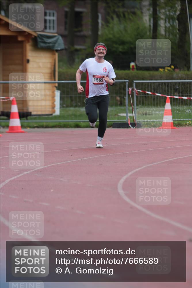 13.04.2025 - Hammer Lauf A. Gomolzig http://msf.ph/oto/7666589 13.04.2025 12:43:44 Ziel 484, 1565 meine-sportfotos.de