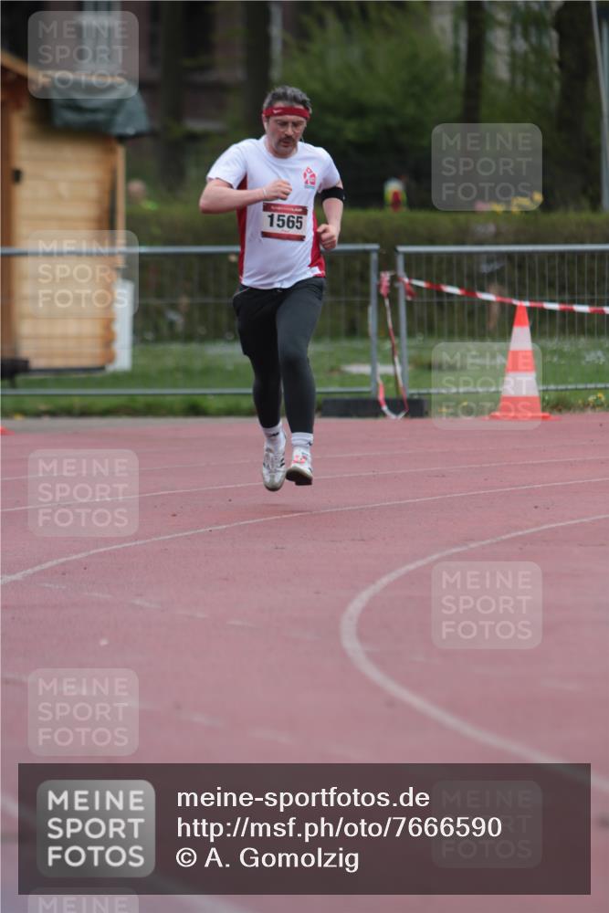 13.04.2025 - Hammer Lauf A. Gomolzig http://msf.ph/oto/7666590 13.04.2025 12:43:45 Ziel 484, 1565, 1742 meine-sportfotos.de