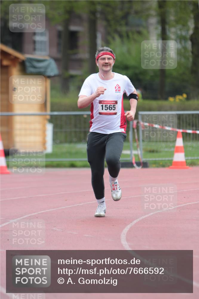 13.04.2025 - Hammer Lauf A. Gomolzig http://msf.ph/oto/7666592 13.04.2025 12:43:46 Ziel 484, 1565, 1742 meine-sportfotos.de