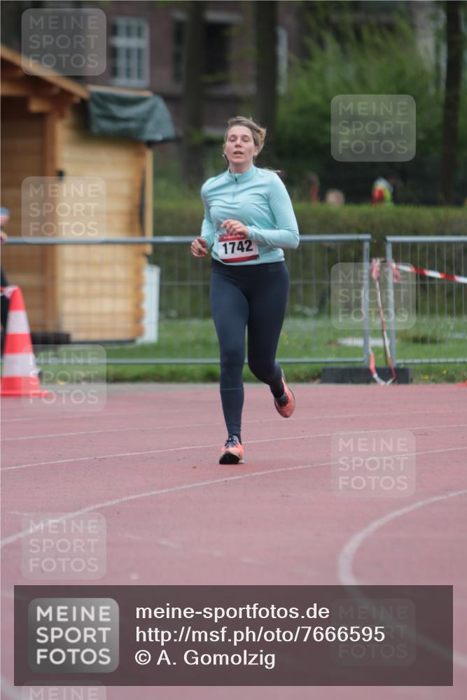 13.04.2025 - Hammer Lauf A. Gomolzig http://msf.ph/oto/7666595 13.04.2025 12:43:50 Ziel 120, 1029, 1127, 1742 meine-sportfotos.de