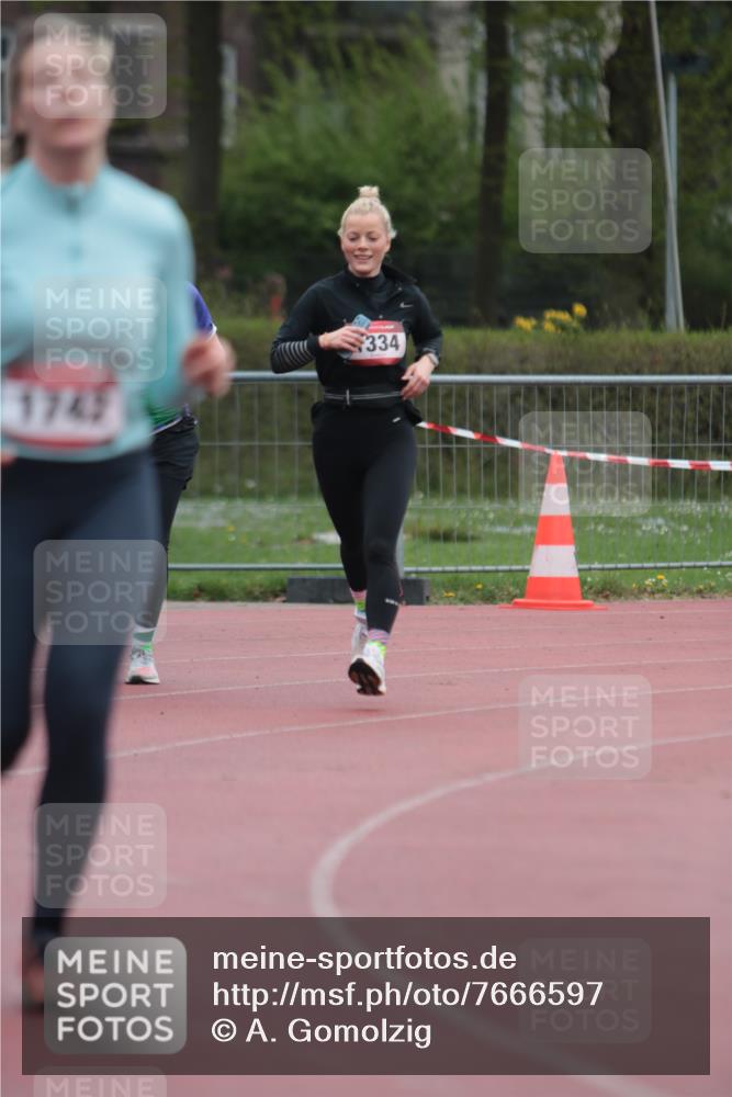 13.04.2025 - Hammer Lauf A. Gomolzig http://msf.ph/oto/7666597 13.04.2025 12:43:54 Ziel 120, 1029, 1127, 1742 meine-sportfotos.de