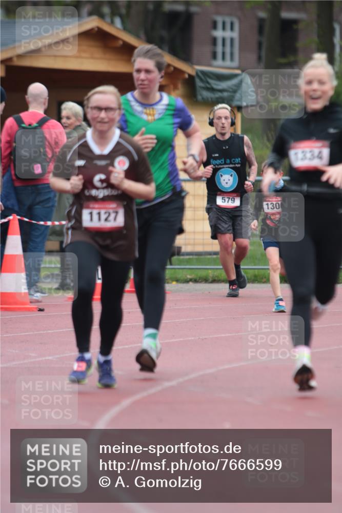 13.04.2025 - Hammer Lauf A. Gomolzig http://msf.ph/oto/7666599 13.04.2025 12:43:56 Ziel 120, 1029, 1127 meine-sportfotos.de