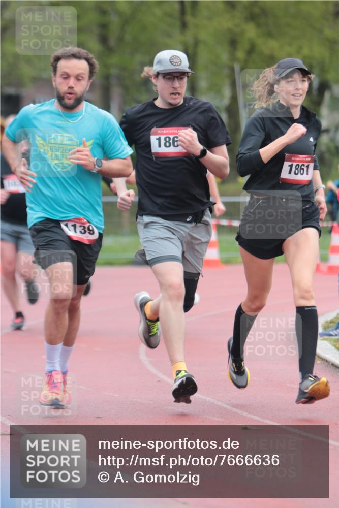 13.04.2025 - Hammer Lauf A. Gomolzig http://msf.ph/oto/7666636 13.04.2025 12:44:30 Ziel 1033, 1139, 1552, 1587, 1601, 1846, 1861, 1865 meine-sportfotos.de