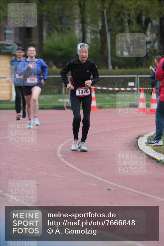 13.04.2025 - Hammer Lauf A. Gomolzig http://msf.ph/oto/7666648 13.04.2025 12:44:39 Ziel 111, 292, 521, 1376 meine-sportfotos.de