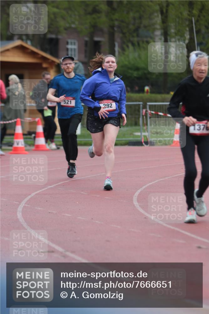 13.04.2025 - Hammer Lauf A. Gomolzig http://msf.ph/oto/7666651 13.04.2025 12:44:40 Ziel 111, 292, 521, 1376 meine-sportfotos.de