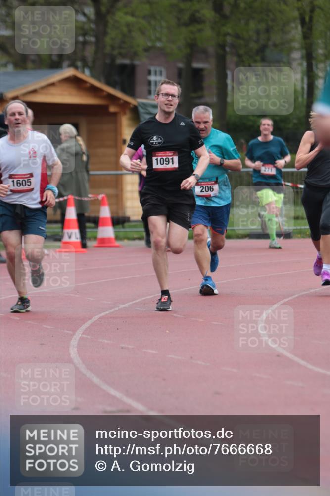 13.04.2025 - Hammer Lauf A. Gomolzig http://msf.ph/oto/7666668 13.04.2025 12:44:57 Ziel 206, 257, 1091, 1287, 1605 meine-sportfotos.de
