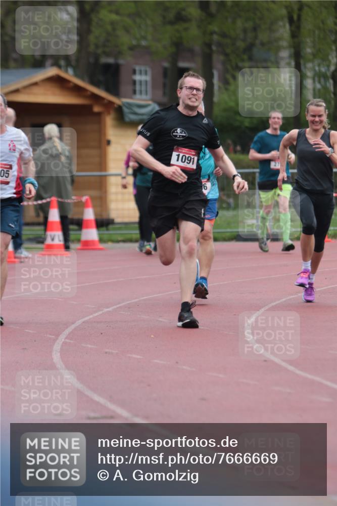 13.04.2025 - Hammer Lauf A. Gomolzig http://msf.ph/oto/7666669 13.04.2025 12:44:57 Ziel 206, 257, 1091, 1287, 1605 meine-sportfotos.de