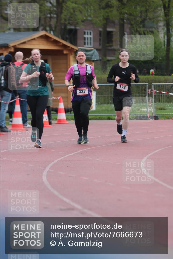 13.04.2025 - Hammer Lauf A. Gomolzig http://msf.ph/oto/7666673 13.04.2025 12:45:01 Ziel 173, 206, 271, 319, 327, 1302 meine-sportfotos.de