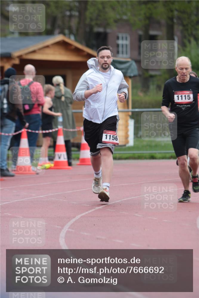 13.04.2025 - Hammer Lauf A. Gomolzig http://msf.ph/oto/7666692 13.04.2025 12:45:19 Ziel 10, 224, 303, 554, 1115, 1152, 1156 meine-sportfotos.de