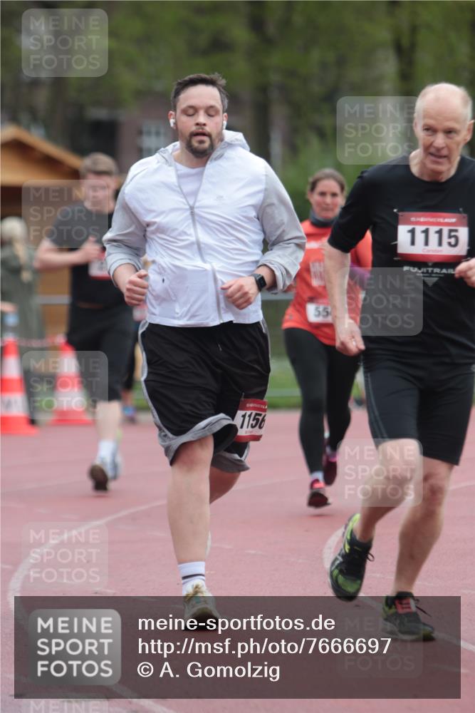 13.04.2025 - Hammer Lauf A. Gomolzig http://msf.ph/oto/7666697 13.04.2025 12:45:21 Ziel 10, 224, 303, 554, 1115, 1152, 1156 meine-sportfotos.de