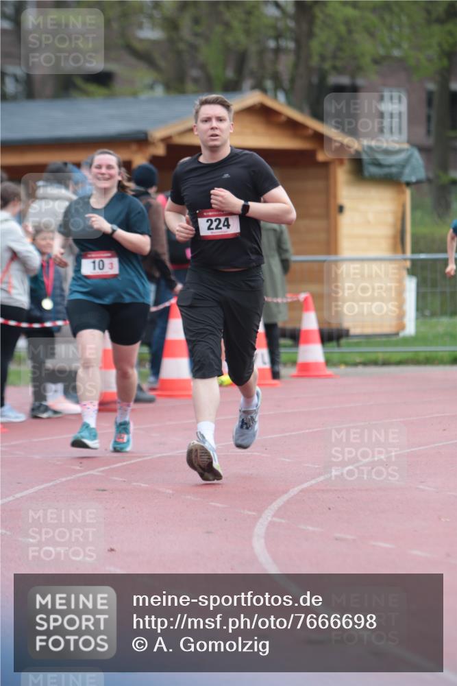 13.04.2025 - Hammer Lauf A. Gomolzig http://msf.ph/oto/7666698 13.04.2025 12:45:22 Ziel 10, 224, 303, 554, 1115, 1152, 1156, 1239 meine-sportfotos.de