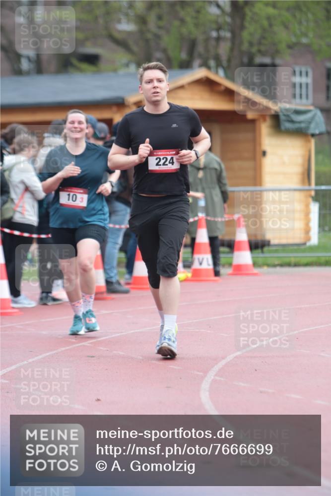 13.04.2025 - Hammer Lauf A. Gomolzig http://msf.ph/oto/7666699 13.04.2025 12:45:22 Ziel 10, 224, 303, 554, 1115, 1152, 1156, 1239 meine-sportfotos.de