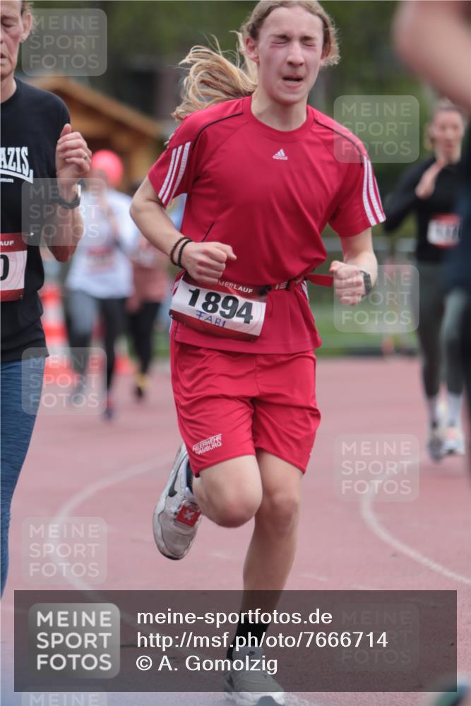 13.04.2025 - Hammer Lauf A. Gomolzig http://msf.ph/oto/7666714 13.04.2025 12:45:35 Ziel 160, 324, 709, 759, 1179, 1199, 1326, 1348, 1894 meine-sportfotos.de