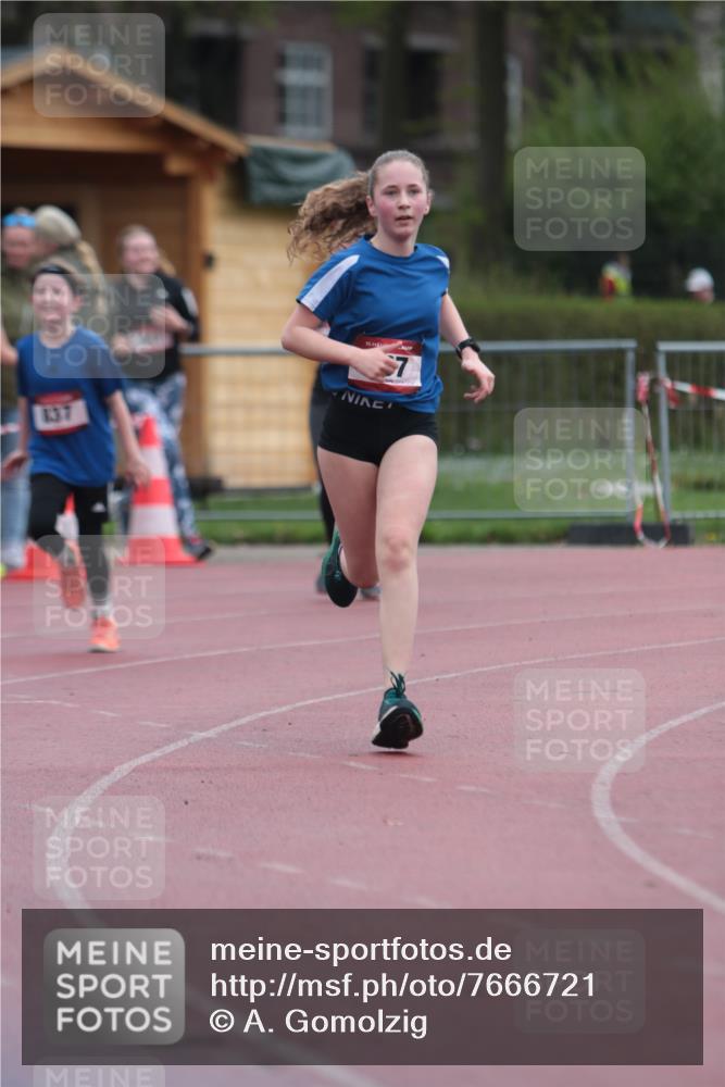 13.04.2025 - Hammer Lauf A. Gomolzig http://msf.ph/oto/7666721 13.04.2025 12:45:47 Ziel 337, 837, 1283 meine-sportfotos.de