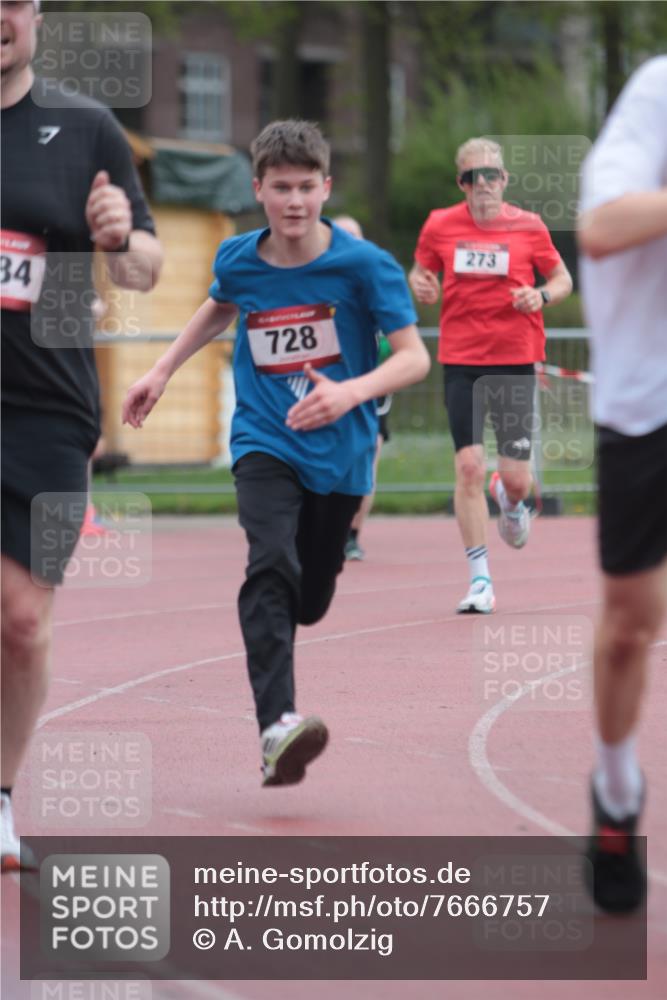 13.04.2025 - Hammer Lauf A. Gomolzig http://msf.ph/oto/7666757 13.04.2025 12:46:13 Ziel 273, 468, 728, 874, 1084, 1177, 1360 meine-sportfotos.de