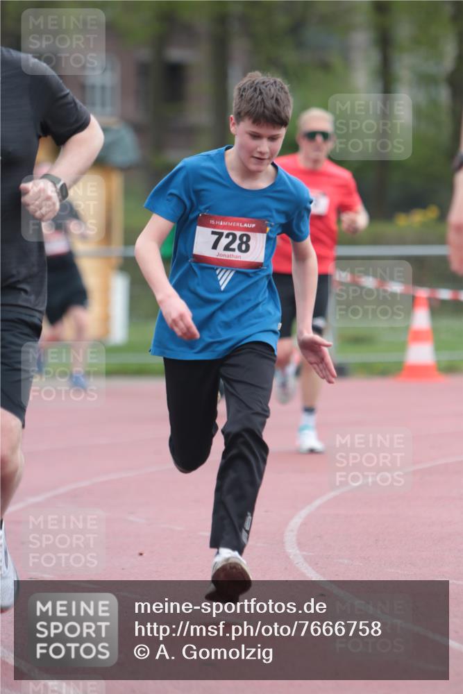 13.04.2025 - Hammer Lauf A. Gomolzig http://msf.ph/oto/7666758 13.04.2025 12:46:14 Ziel 273, 728, 874, 1084, 1177, 1360 meine-sportfotos.de